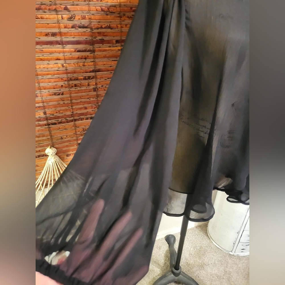 Eyeshadow Black Sheer Fabric - Picture 5 of 6